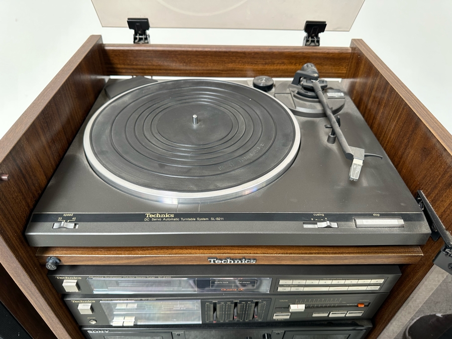 Technics Stereo Console With Technics Sb Speakers Plus Sony