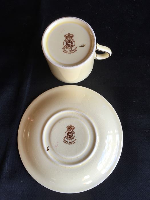 Jonroth Royal Winton Santa Catalina CA Cup And Saucer [Photo 3]
