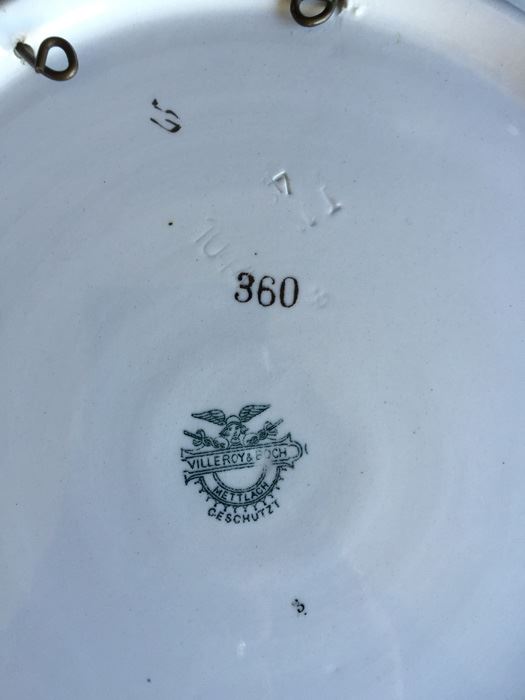 Antique Villeroy & Bach / Mettlach Asian Motif German Charger Plate 1898 Estimate $200 [Photo 3]