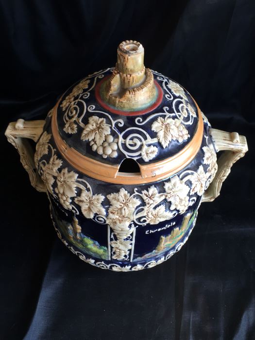 Large Lidded Double Handle Hand Painted German Soup Tureen (Late 19th / Early 20th Century) [Photo 2]
