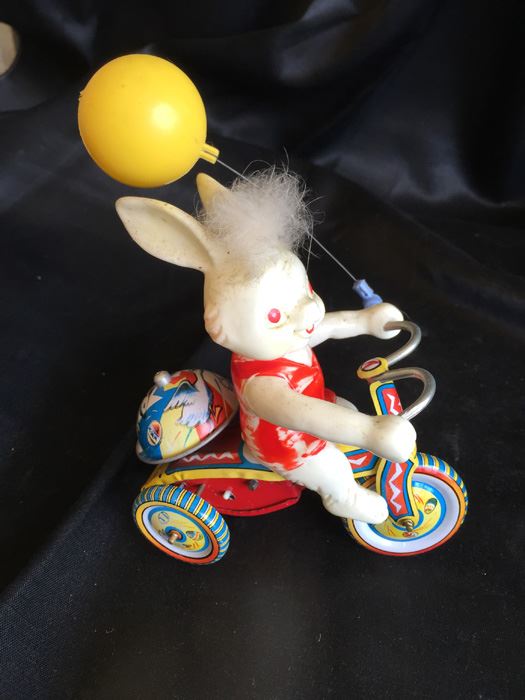 Working Wind Up Tin Toy Rabbit On Tricycle Made In Japan [Photo 2]