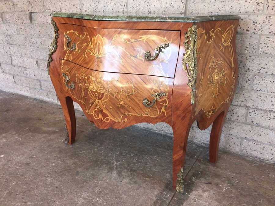 Antique French Louis XV Style Commode with Green Marble Top [Photo 5]