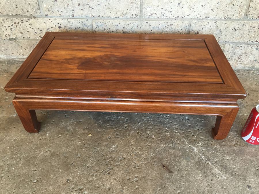 Small Rosewood Asian Table [Photo 2]