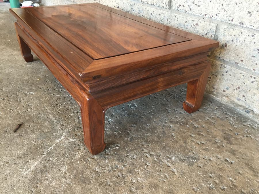 Small Rosewood Asian Table [Photo 3]