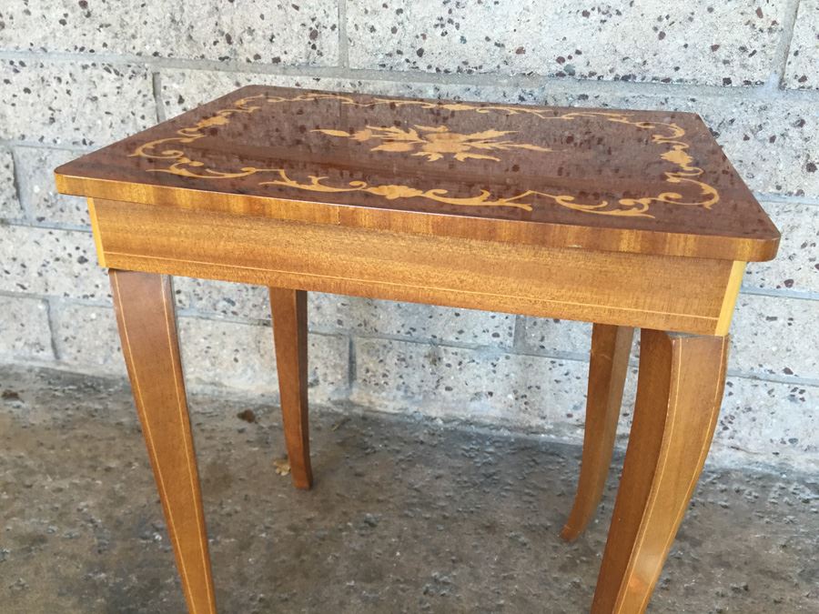 Italian Music Box Table With Beautiful Inlay Work [Photo 9]