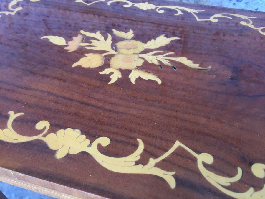 Italian Music Box Table With Beautiful Inlay Work [Photo 8]