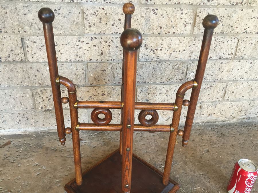 Uniquely Designed Oak Side Table [Photo 13]