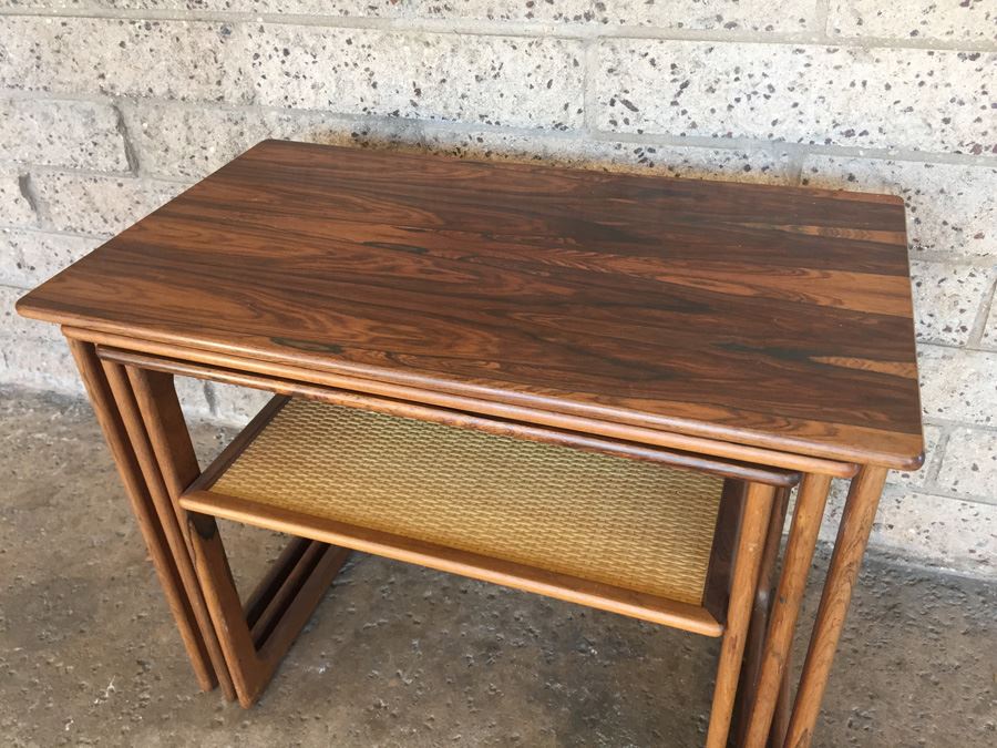 Mid-Century Stacking Tables [Photo 4]