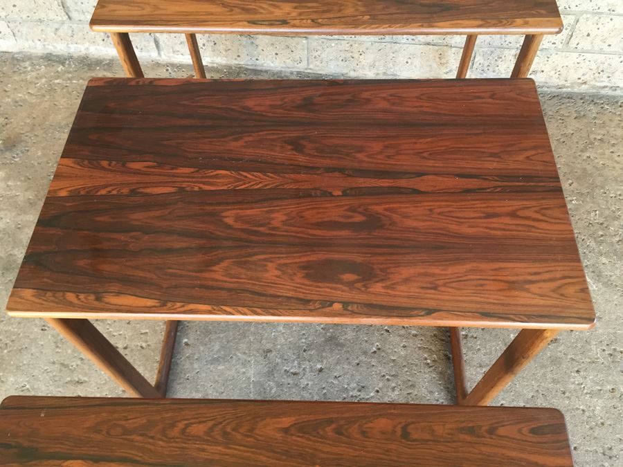 Mid-Century Stacking Tables [Photo 14]