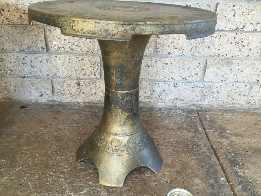 Pair Of Metal Side Tables [Photo 7]