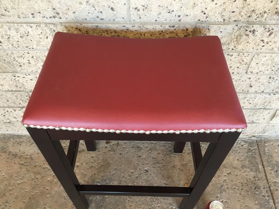 Contemporary Red Stool [Photo 7]