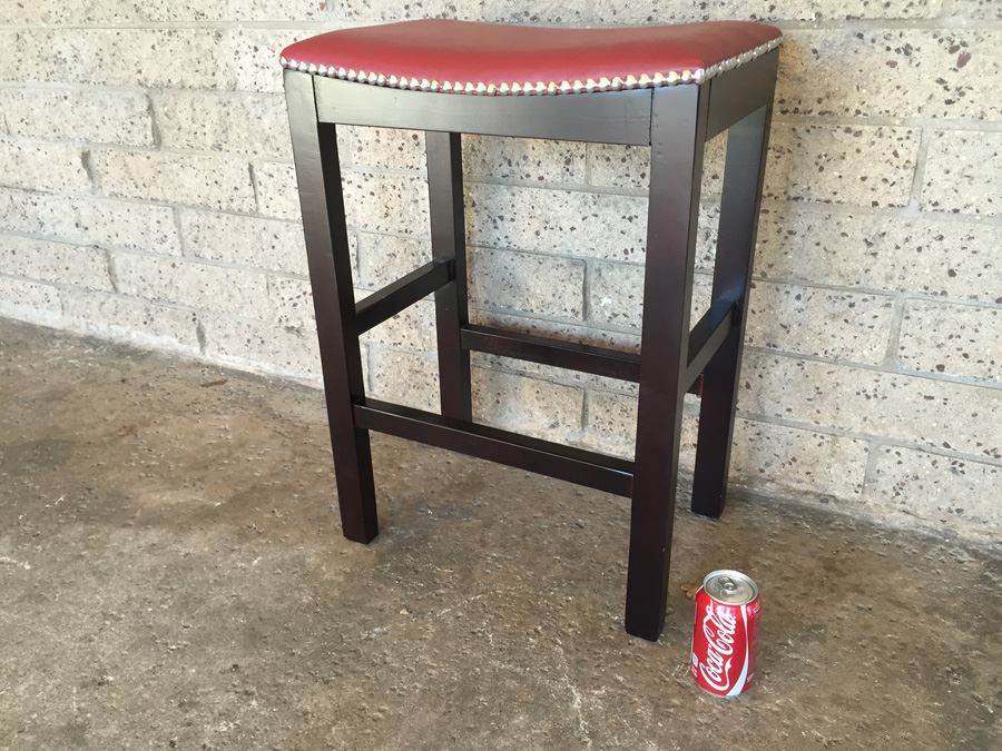 Contemporary Red Stool [Photo 5]