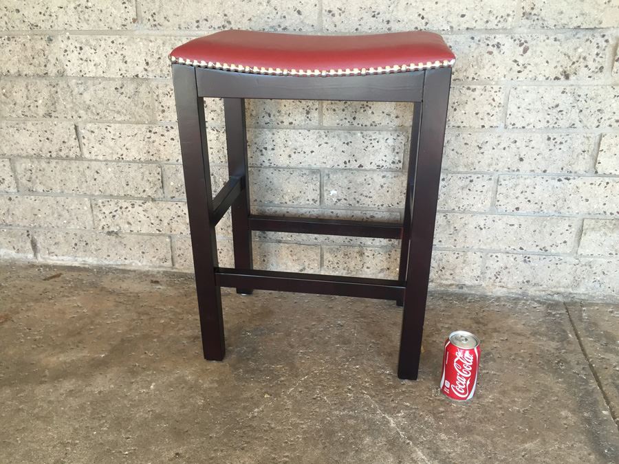 Contemporary Red Stool [Photo 6]