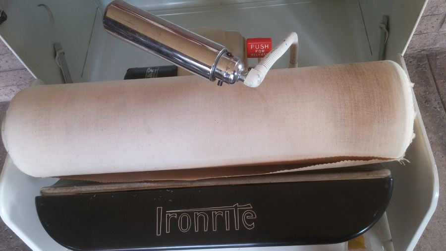 Ironrite Model 85 Ironer [Photo 3]