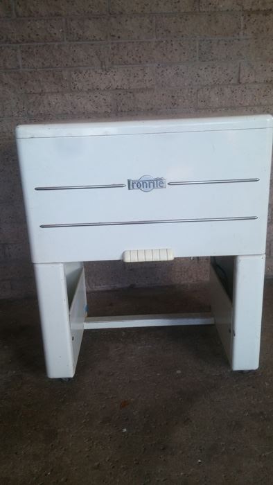 Ironrite Model 85 Ironer [Photo 1]