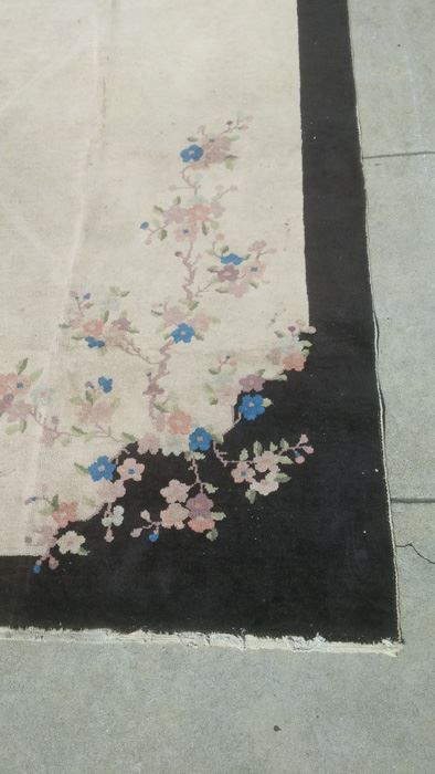 Vintage Chinese Carpet [Photo 2]