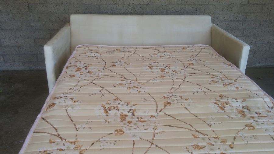 White Loveseat Sleeper Sofa In Excellent Condition [Photo 11]