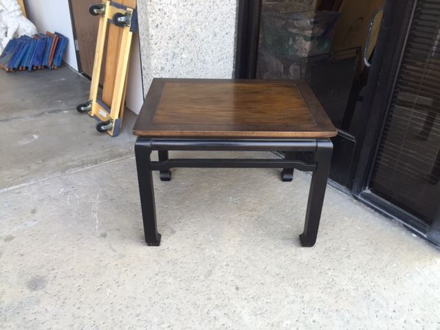 Asian Side Table [Photo 3]