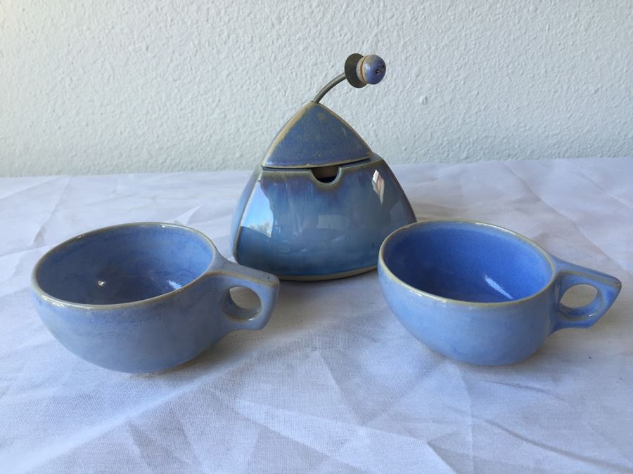 Unusual Signed Tea Set [Photo 10]