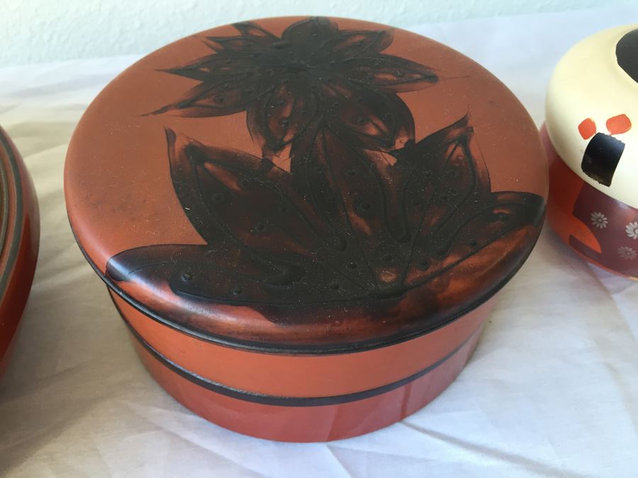 4-Piece Asian Lot [Photo 3]