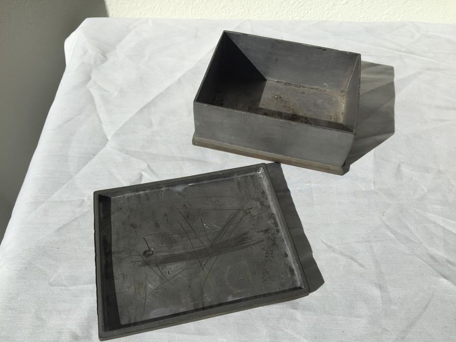 Metal Box With Lid Hand Made In Hong Kong [Photo 2]