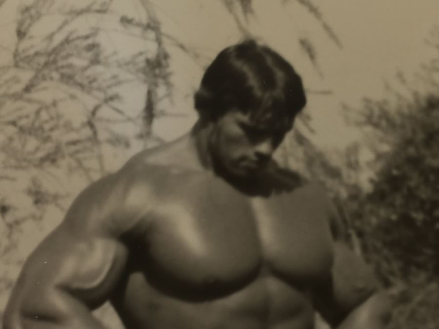 Early Arnold Schwarzenegger Period B&W Bodybuilding Photo Pre Conan the Barbarian [Photo 10]