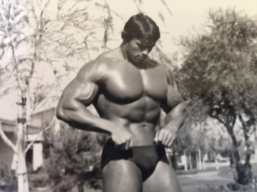 Early Arnold Schwarzenegger Period B&W Bodybuilding Photo Pre Conan the Barbarian [Photo 4]