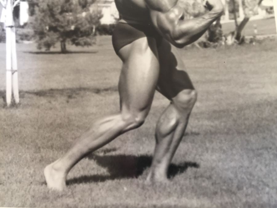 Early Arnold Schwarzenegger Period B&W Bodybuilding Photo Pre Conan the Barbarian [Photo 7]