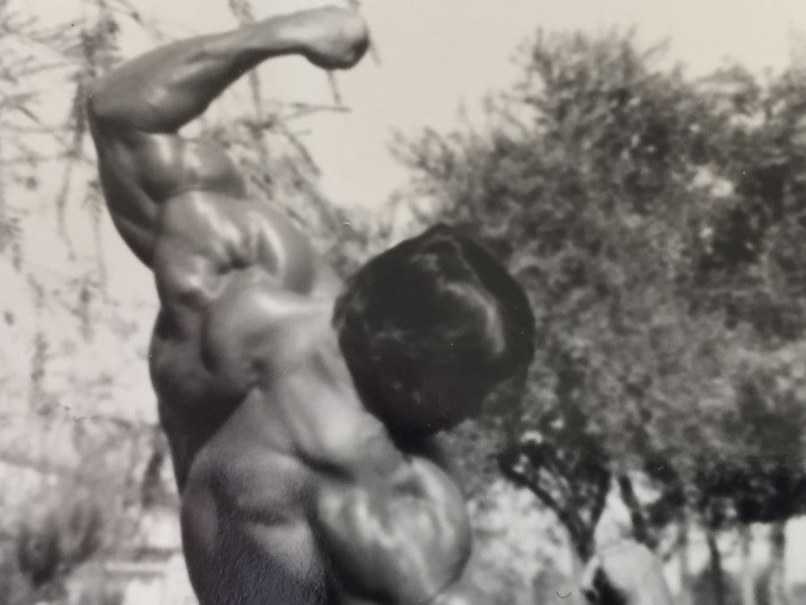 Early Arnold Schwarzenegger Period B&W Bodybuilding Photo Pre Conan the Barbarian [Photo 5]