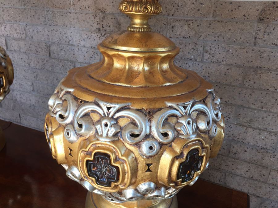 Pair Of Large Gilded Lamps (Light Internally As Well) [Photo 7]