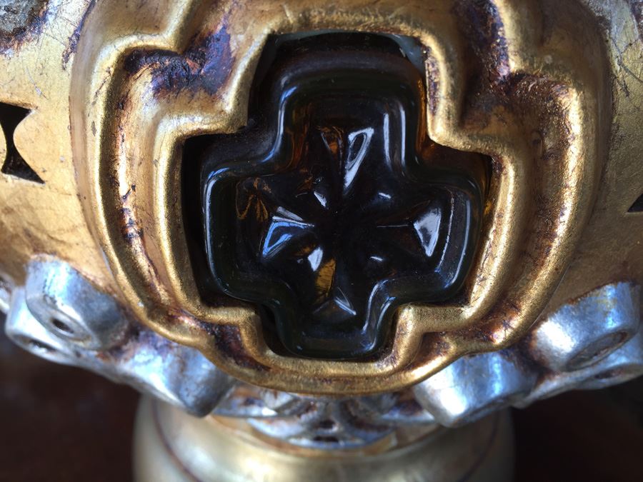 Pair Of Large Gilded Lamps (Light Internally As Well) [Photo 3]