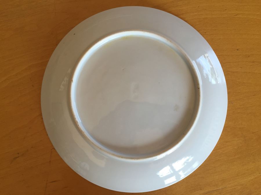 (4) Chinese Famille Rose Porcelain Plates Signed [Photo 10]