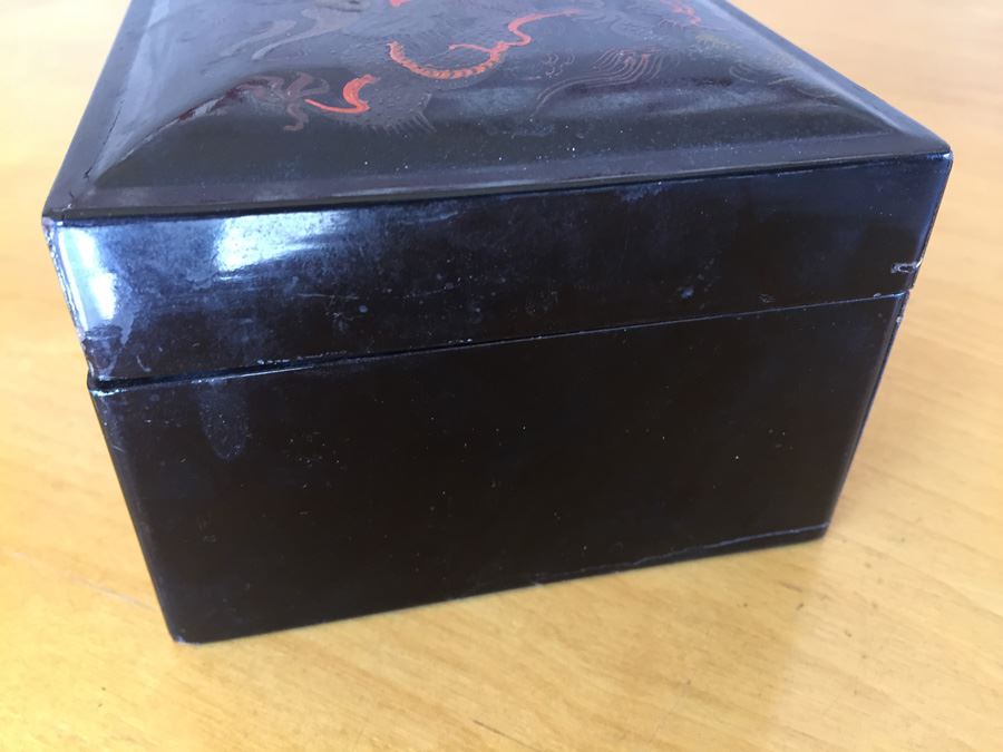 Chinese Diong Hing Foo Chow Black Lacquer Box With Dragons / Serpents [Photo 12]