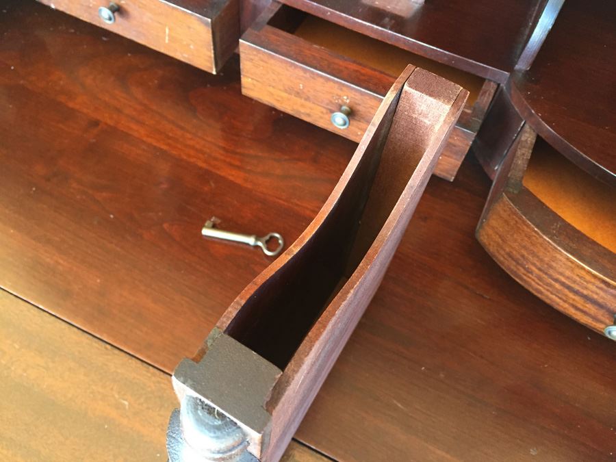 Solid Mahogany Serpentine Front Secretary [Photo 14]