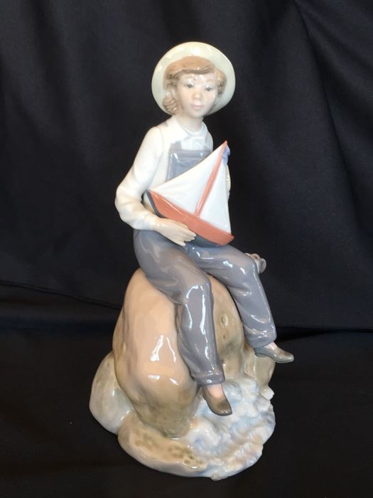 Lladro 5166 'Sea Fever' Boy with Boat and Dog