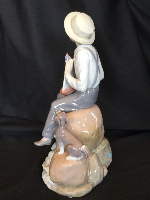 Lladro 5166 'Sea Fever' Boy with Boat and Dog [Photo 6]