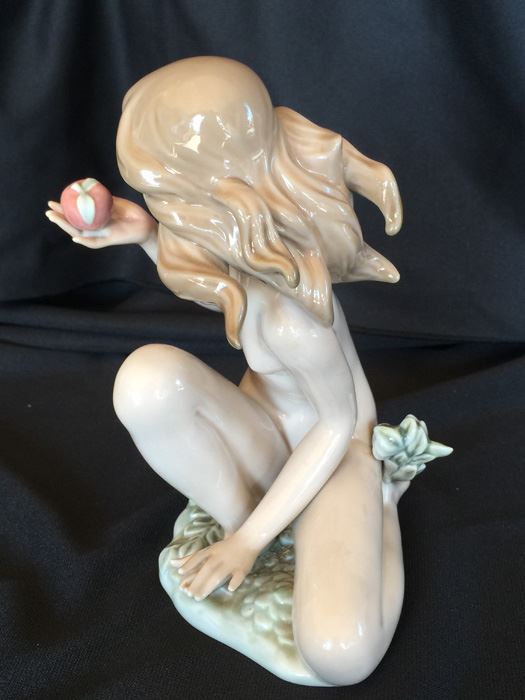 RARE LLADRO EVE FIGURINE 1482 [Photo 4]