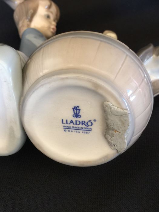 LLADRO FIGURINE 5455 BASHFUL BATHER [Photo 6]