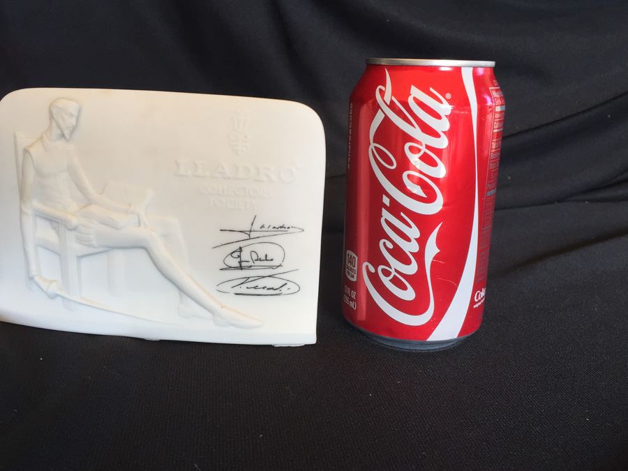 SIGNED LLADRO COLLECTORS SOCIETY PLAQUE [Photo 6]