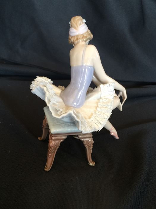 LLADRO FIGURINE 5498 OPENING NIGHT [Photo 2]