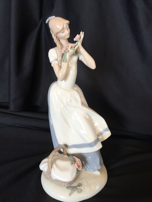 CECELIA THE CARNATION MAIDEN FIGURINE