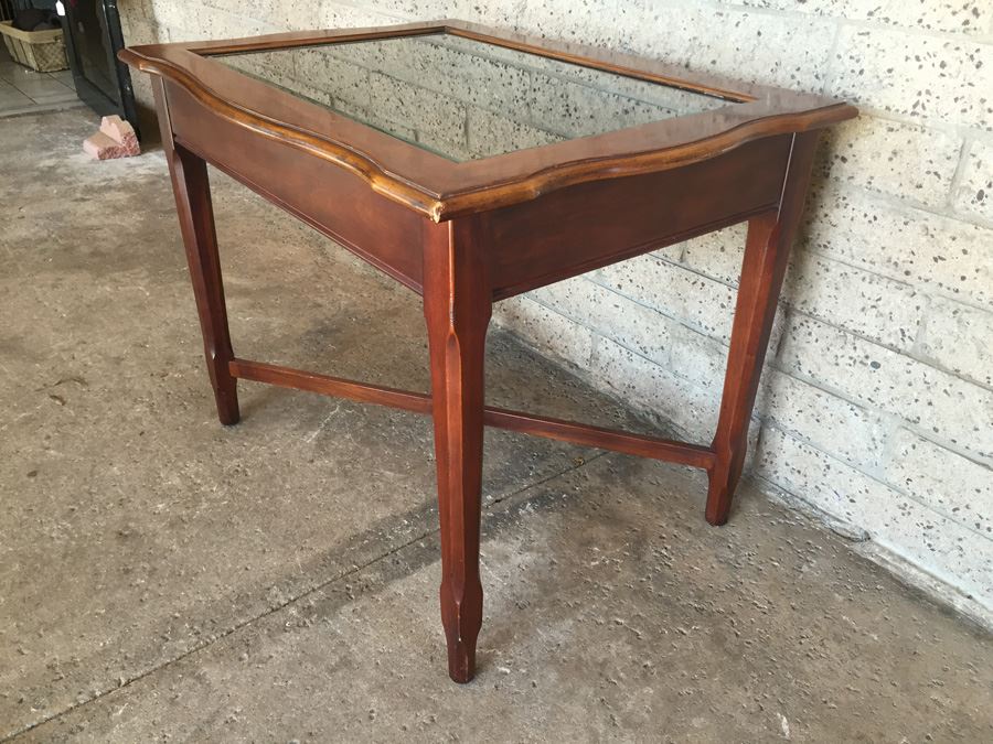 Drexel Shadow Box Display End Table Curio Table