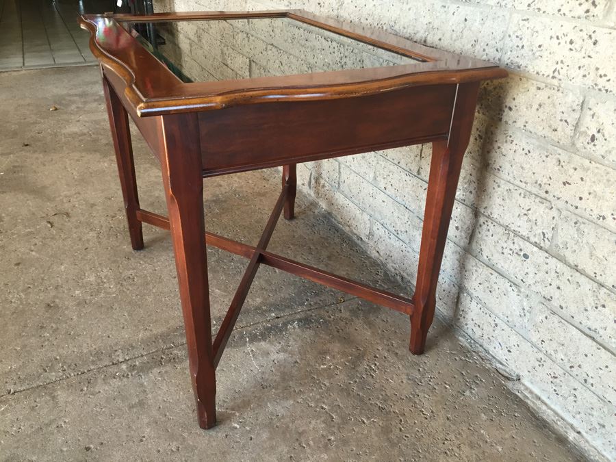 Drexel Shadow Box Display End Table Curio Table