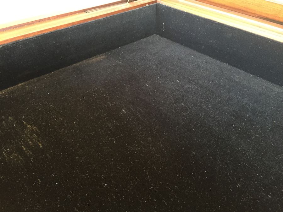 Drexel Shadow Box Display End Table Curio Table [Photo 12]