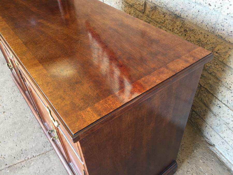 Thomasville Mahogany Buffet [Photo 10]