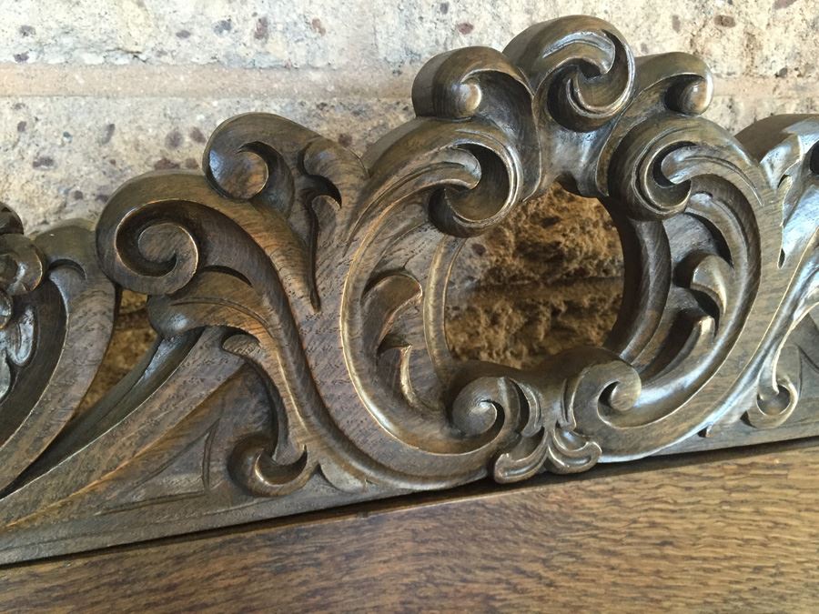 Antique Buffet With Turned Legs [Photo 13]