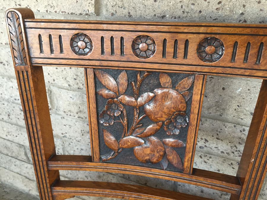 Antique Carved Wood Chair [Photo 2]