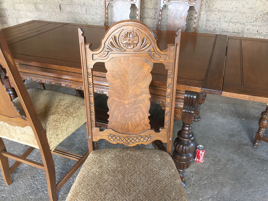 Large Antique Table With Built In Leaves And Six Chairs [Photo 29]