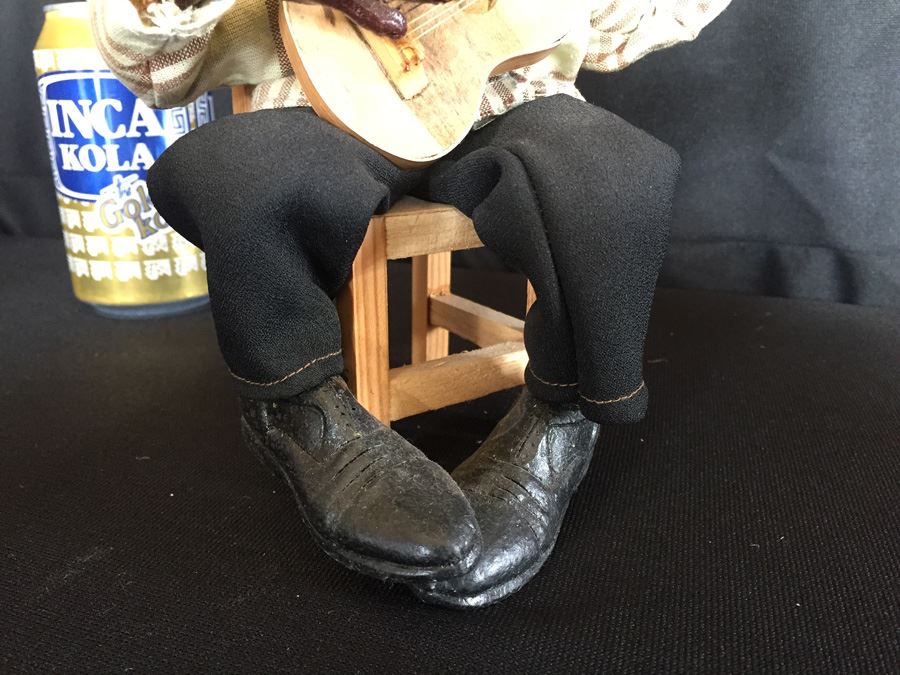 Buena Vista Social Club Collectible Figure [Photo 6]