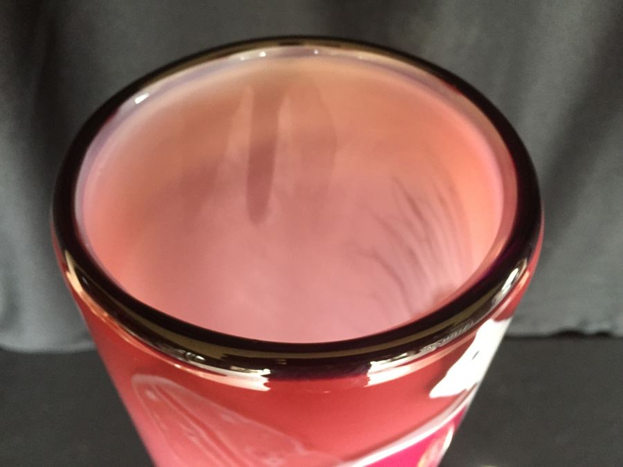 Large Pink Art Glass Vase [Photo 5]